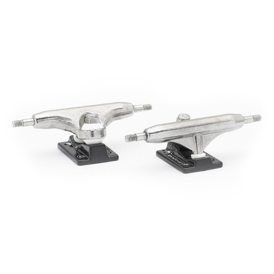 dynamic fingerboard trucks 29mm width black special edition locknut baseplate