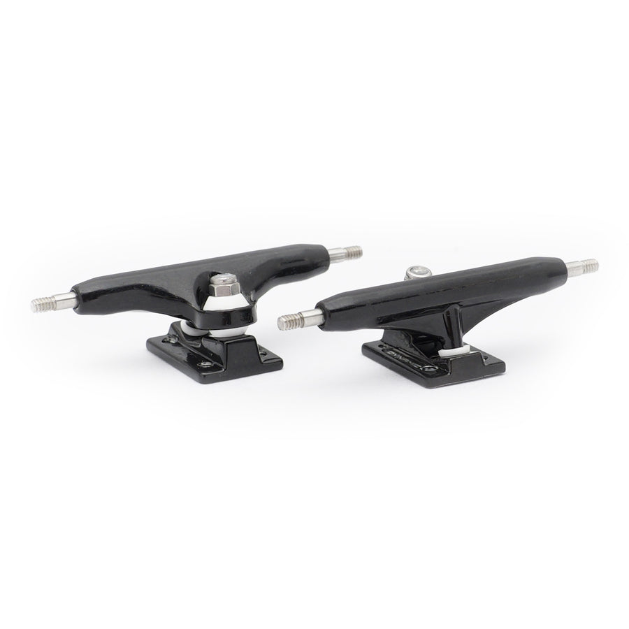 dynamic trucks 34mm width black hanger black baseplate