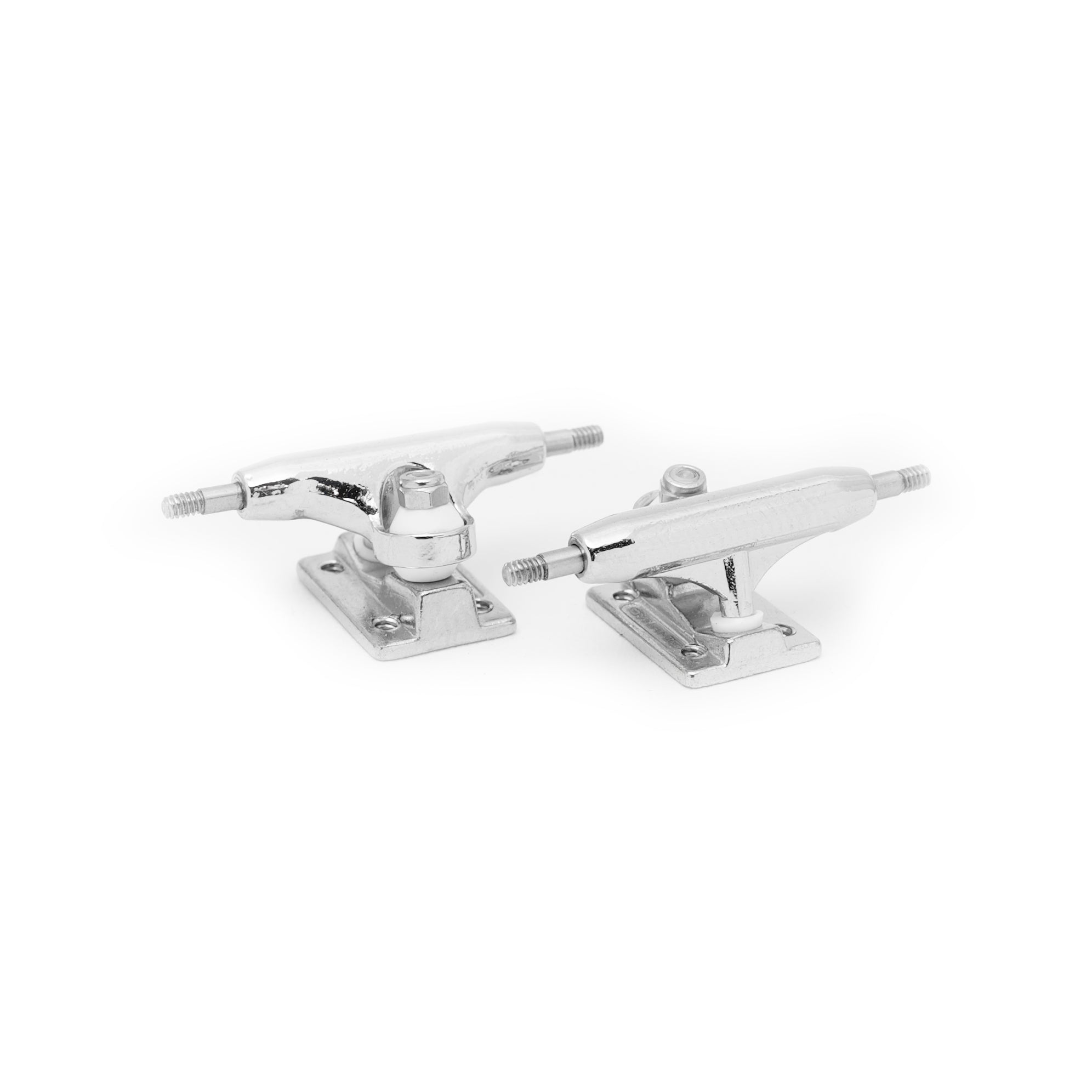 dynamic trucks 26mm chrome hanger chrome baseplate locknut kingpin style