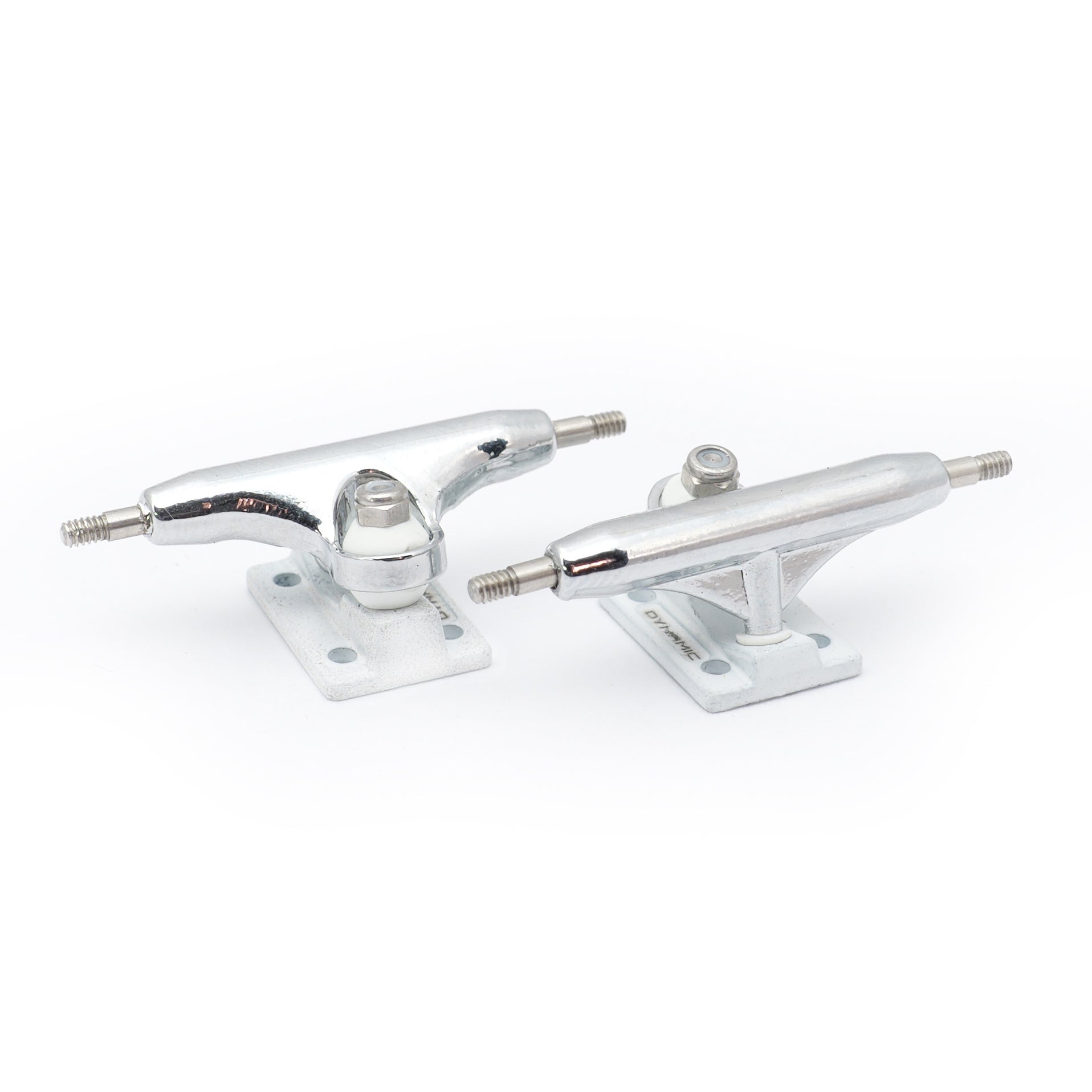 Dynamic Trucks - 29mm White Baseplate Special Edition