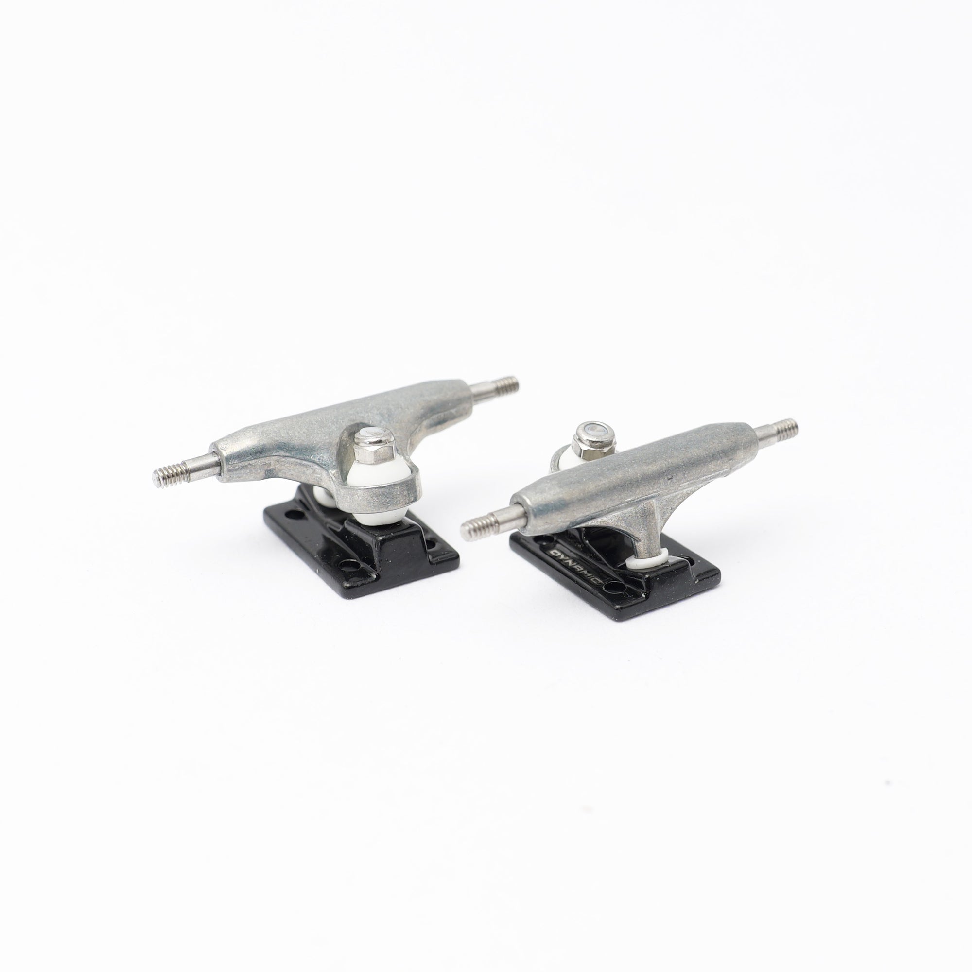 Dynamic Trucks - 26mm Raw Hanger Black Baseplate Special Edition