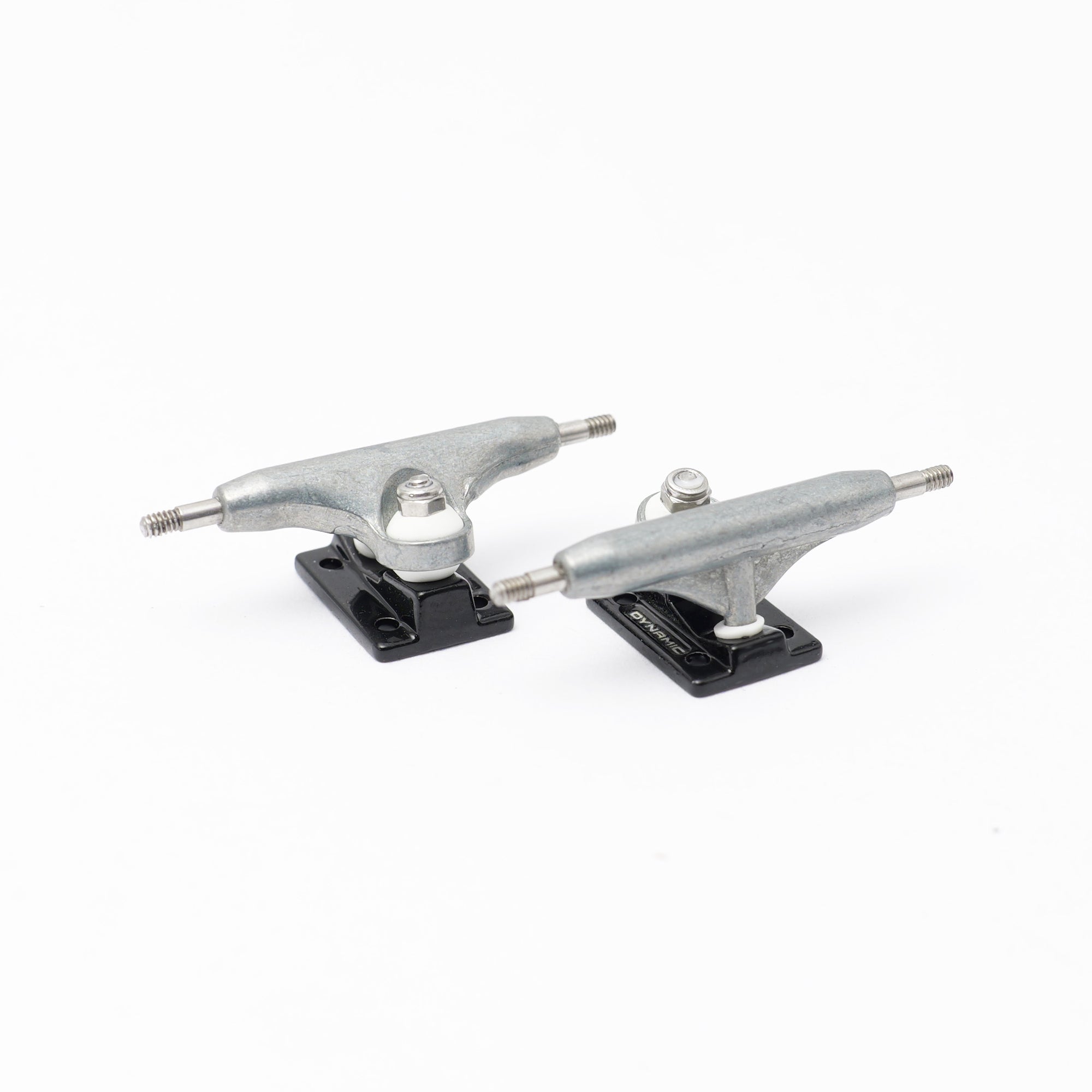 Dynamic Trucks - 29mm Raw Hanger Black Baseplate Special Edition