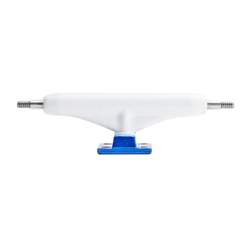 dynamic trucks 34mm white hanger blue baseplate