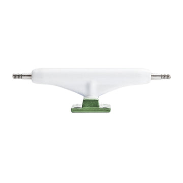 dynamic trucks 34mm white hanger dark green baseplate