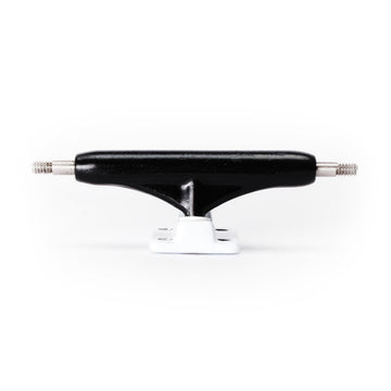32mm dynamic trucks set black hanger white baseplate
