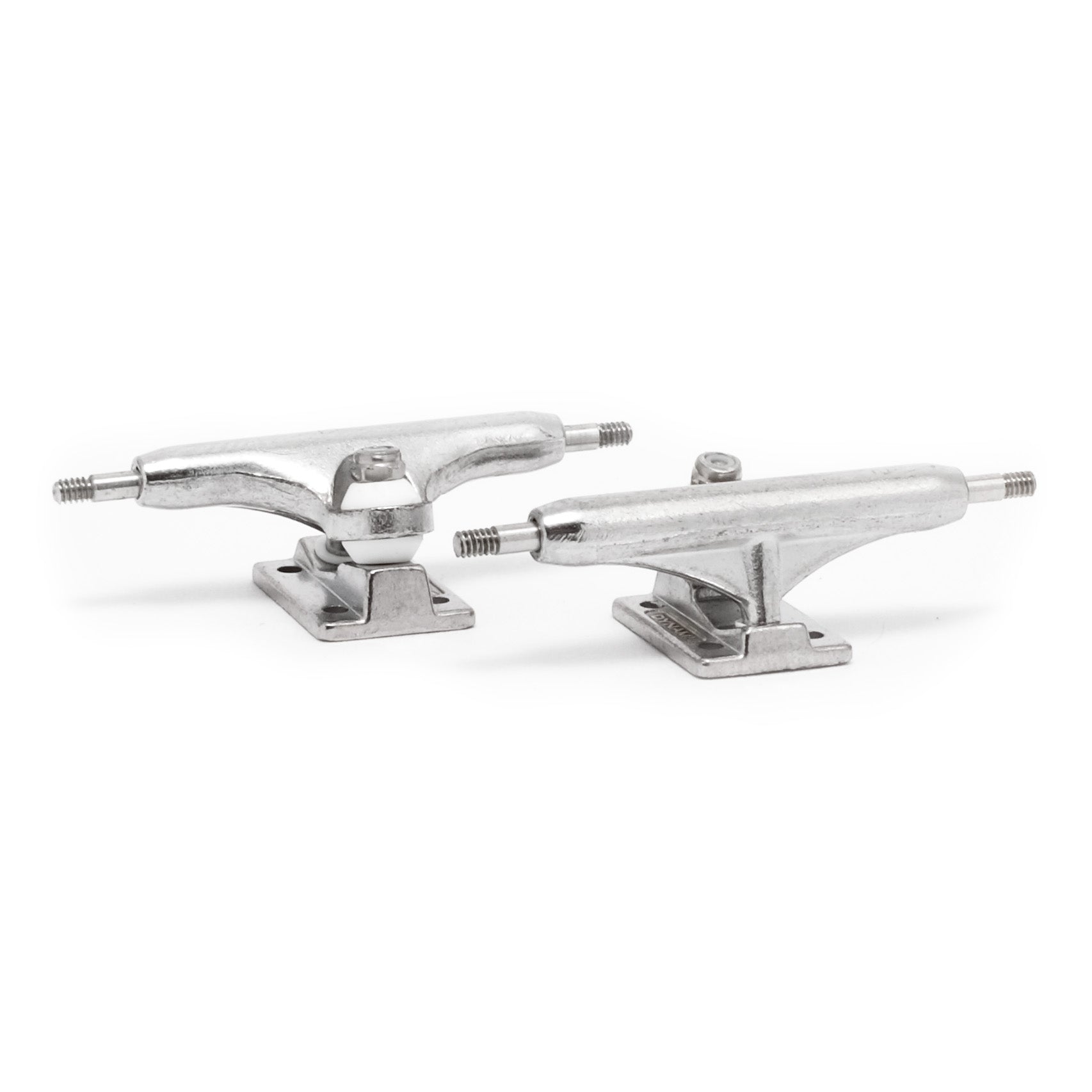 dynamic trucks 32mm all chrome with locknut kingpin system